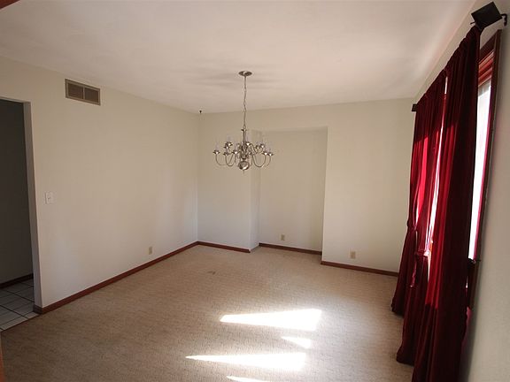 4th image of 6223 Deepwood Dr