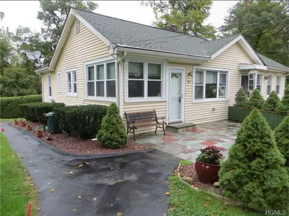 1572 Amazon Rd, Mohegan Lake, NY 10547