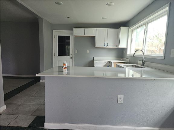 3rd image of 7819 Martin Wood Ln