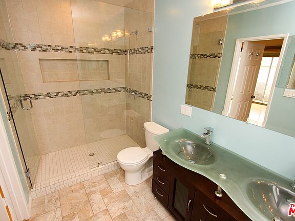 3rd image of 1734 S Westgate Ave APT 12
