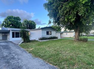 Driftwood Plaza, Hollywood, FL 33024