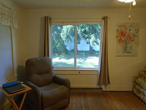 4th image of 312 Orchard St