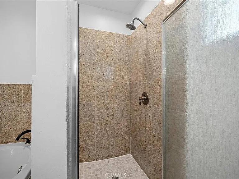 1010 Mariposa St — Photo 17