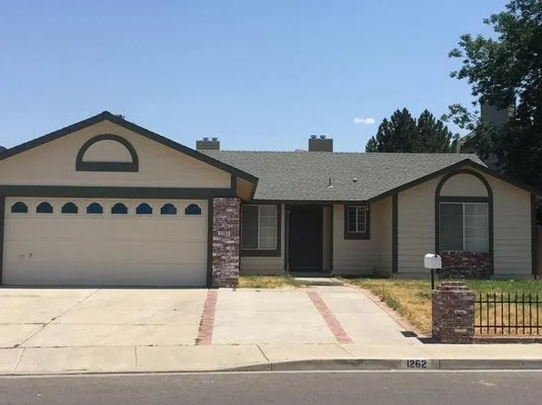 1262 Union St, Sparks, NV 89434