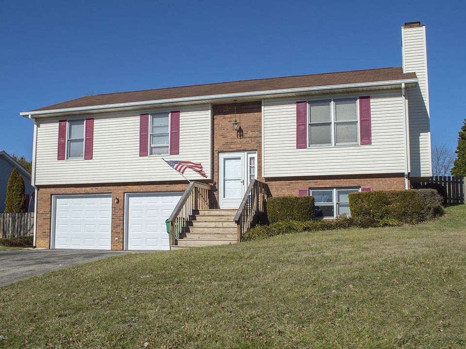 1st image of 1400 Karr Ln