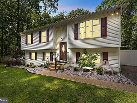 2nd image of 36880 Tanyard Dr