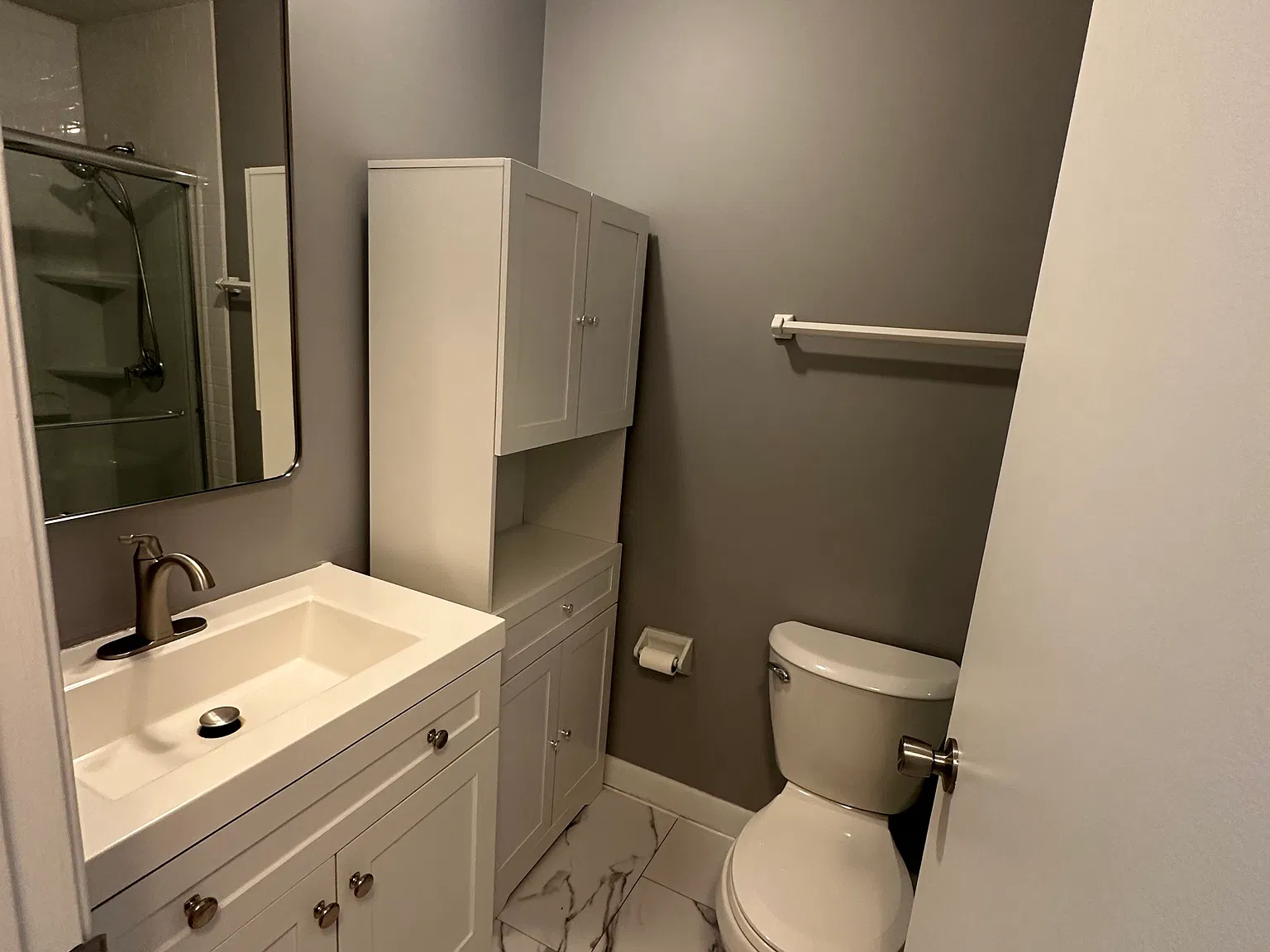 2 bed, 945 sqft, $1,900 — Photo 4