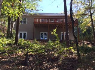 217 Lakeview Dr, Townville, SC 29689