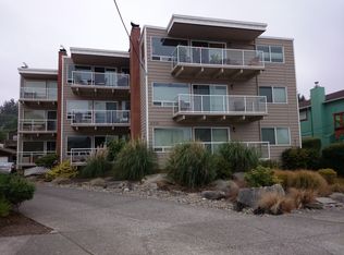 2514 57th Ave SW APT 203, Seattle, WA 98116