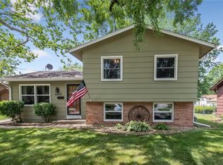4232 68th St, Urbandale, IA 50322