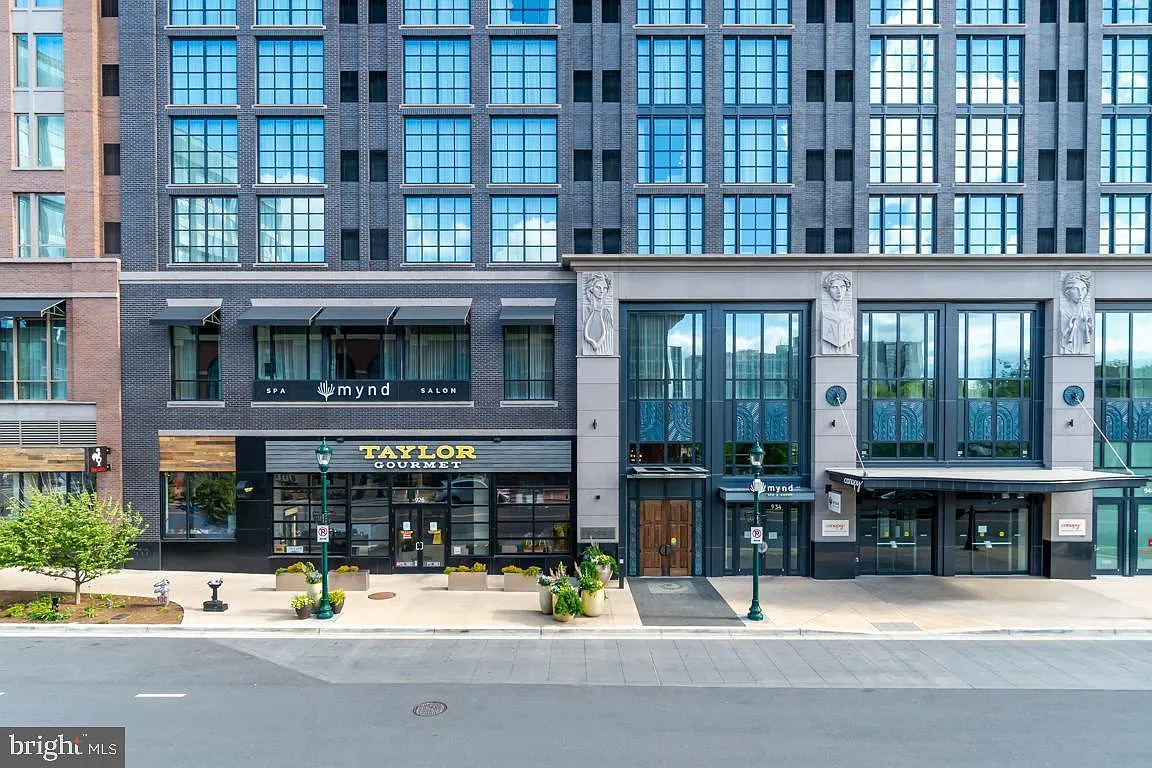 Building Photo - 930 Rose Ave #1902
