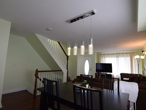 3rd image of 147 Livingston St