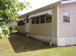 535 S 5th St, Thayer, MO 65791