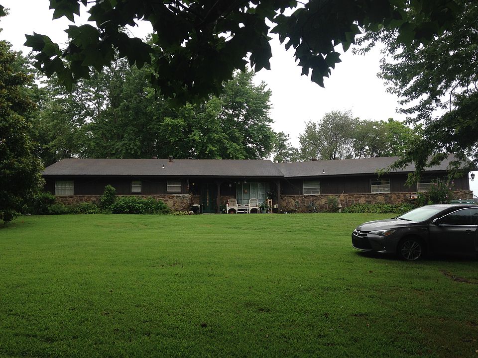 1st image of 405 Shores Ave