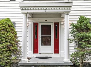 5 Savannah Ct, Basking Ridge, NJ 07920