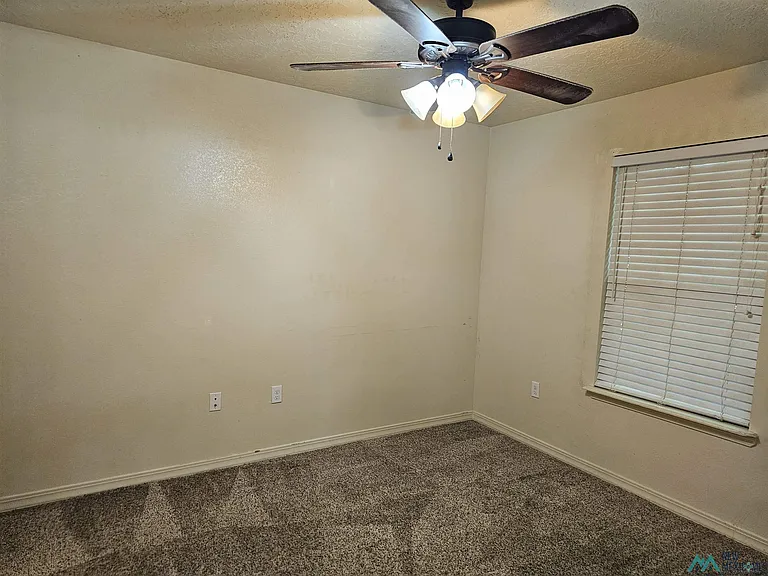 808 Wright St — Photo 7