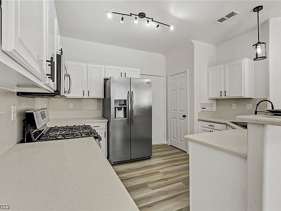3rd image of 4836 Abundance St