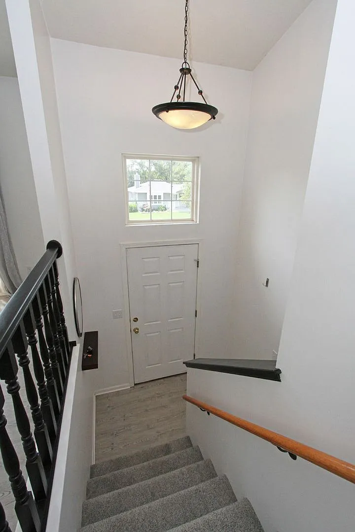 Timber Ridge Split Foyer — Photo 4