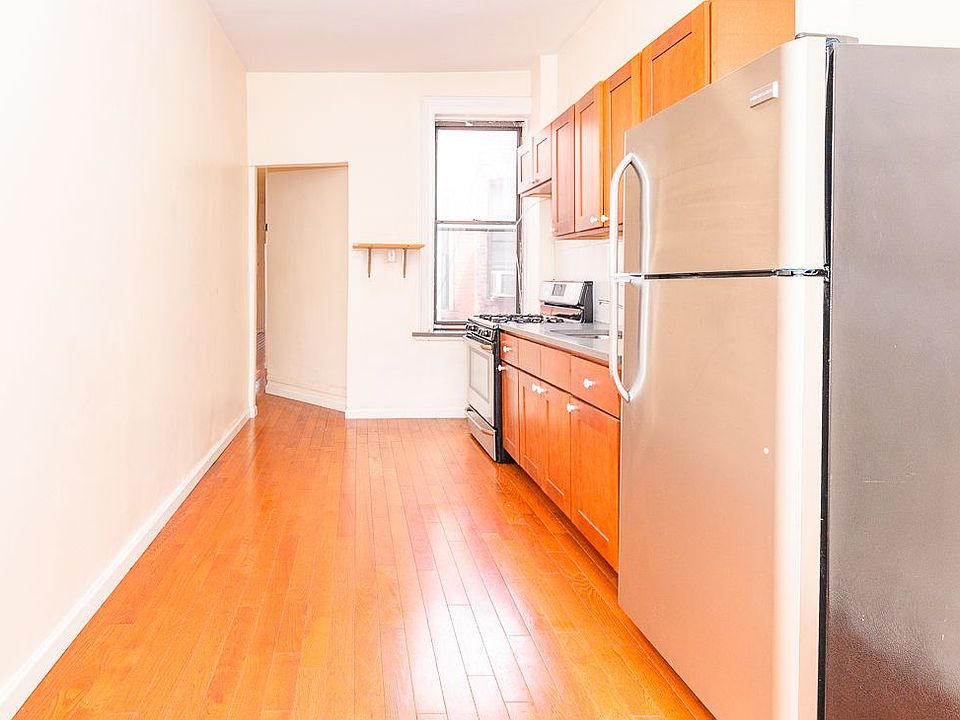 1st image of 781 Franklin Ave #4B