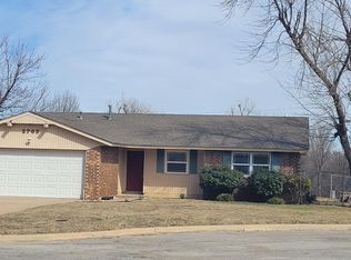 2703 NW 75th St, Lawton, OK 73505