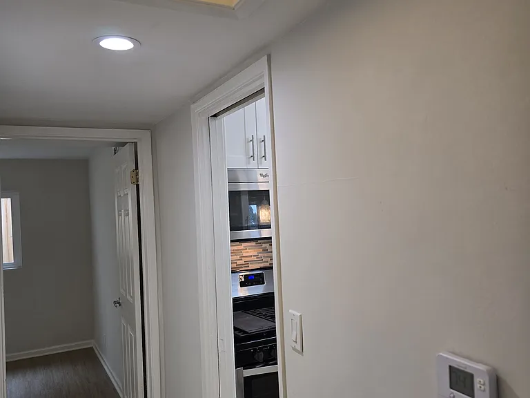 2688 Lake Ave — Photo 13