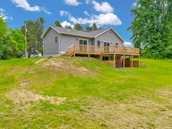 495 N Church Rd, Carsonville, MI 48419
