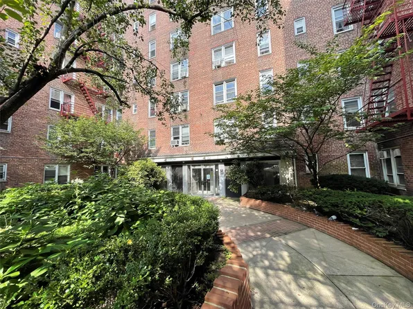 62-59 108 Street #3G, Forest Hills, NY 11375