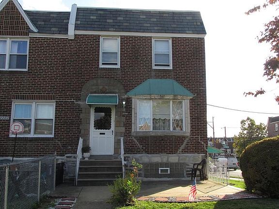 2nd image of 2200 Brighton St