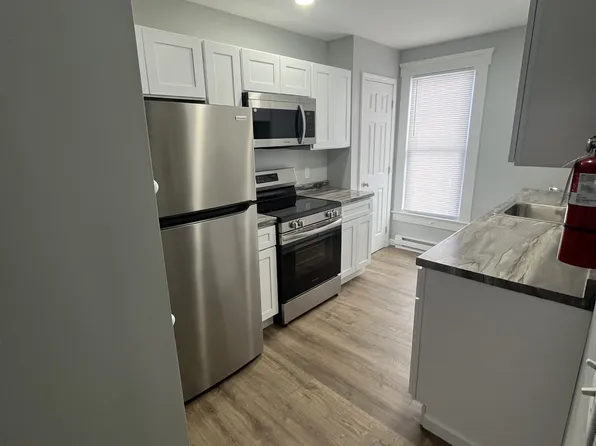 19 Elm St, Mc Graw, NY 13101