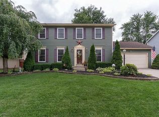 1010 Brookpoint Dr, Medina, OH 44256