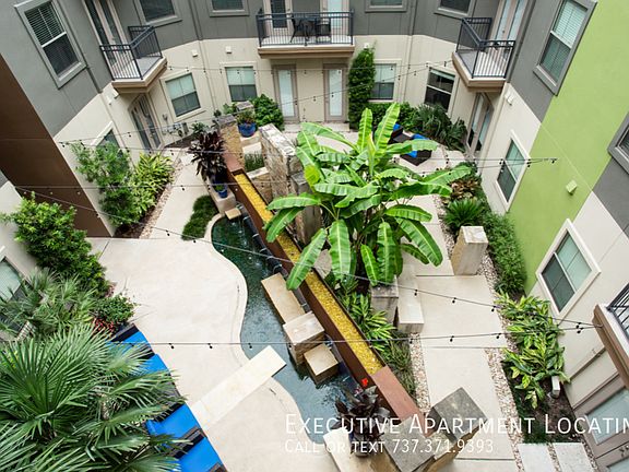 2nd image of 316 N Lamar Blvd #1