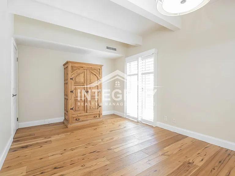 1365 Columbine St #102 — Photo 18