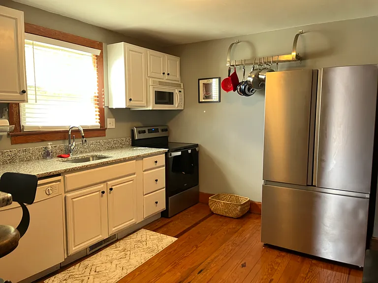 118 Front St — Photo 10