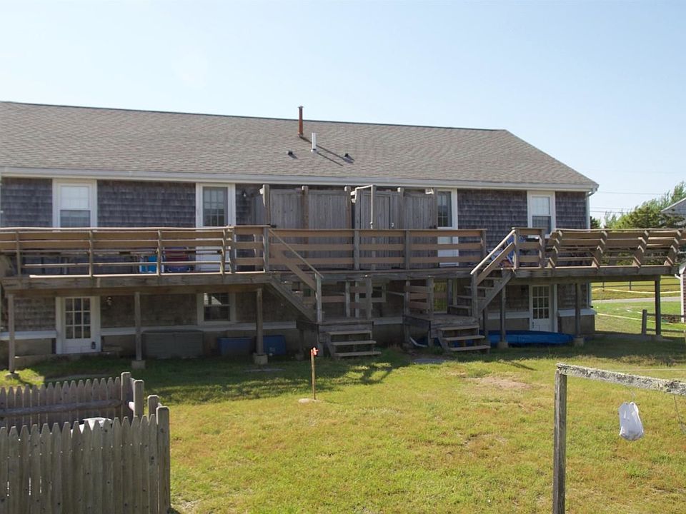 20 Trotting Park Rd West Dennis MA Zillow