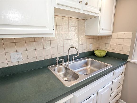 5th image of 5838 Spotswood Dr #5853