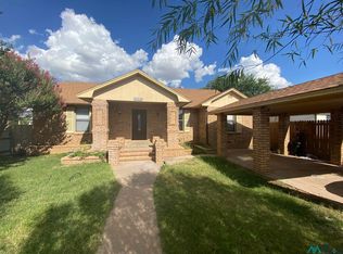 1006 10th St, Eunice, NM 88231