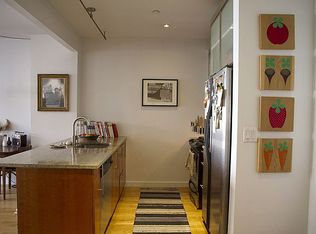 24 Cook St APT 3B, Brooklyn, NY 11206