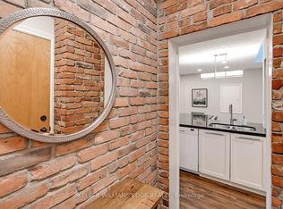 432 Burlington Ave #6, Burlington, ON L7S 1R4