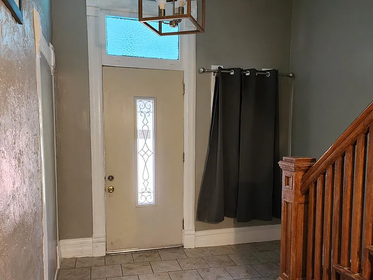 1042 N Clarkson St #1 — Photo 16