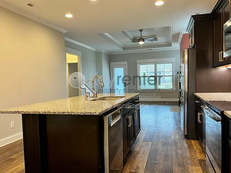 8528 Amberwing Cir — Photo 3