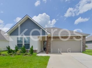 201 Salvat Dr, Lafayette, LA 70507
