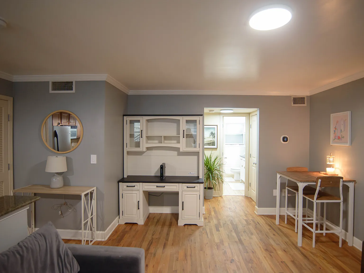 48 Peachtree Ave — Photo 2