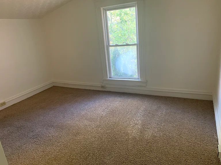 832 N Park Ave #3 — Photo 5