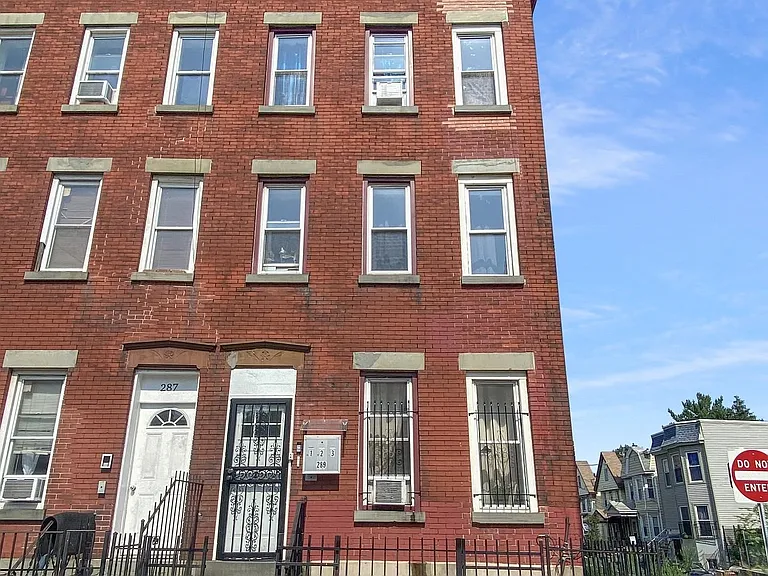 289 Bergen Ave #2 — Photo 11