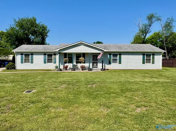 102 Rosa Lee Dr, Meridianville, AL 35759
