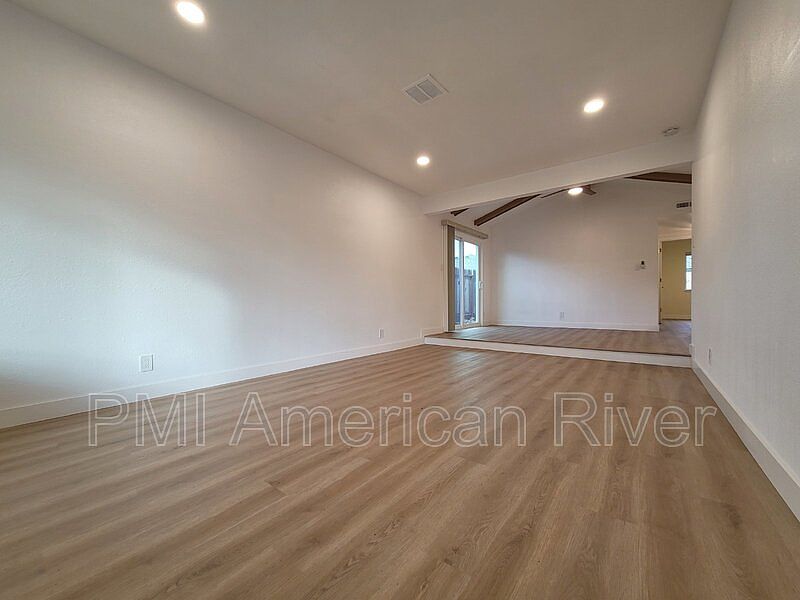 1228 Wayland Ave, Sacramento, CA 95825 Zillow