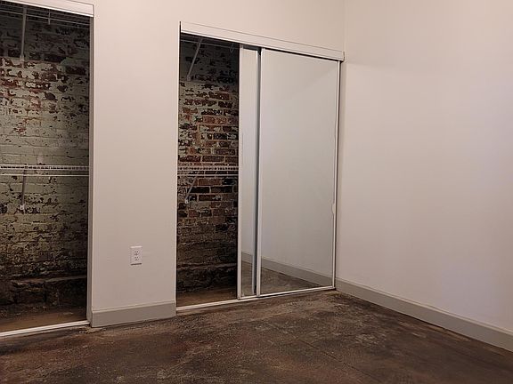 4th image of 3868 Washington Blvd #X9