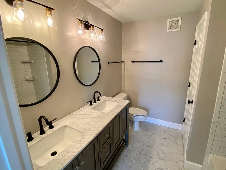 1588 Leeds Castle Dr #201 — Photo 10