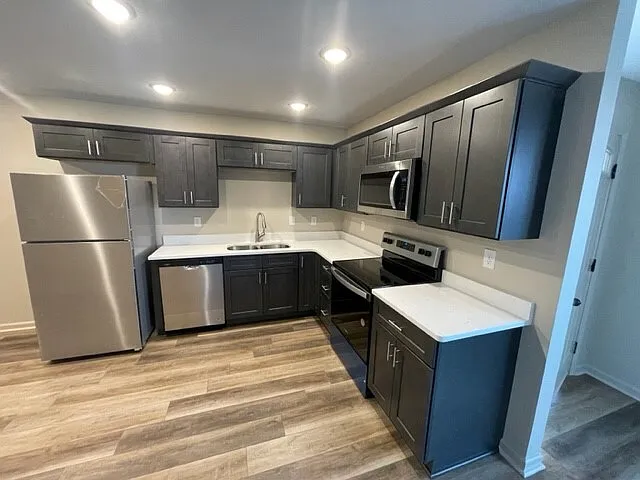4421 E Main St