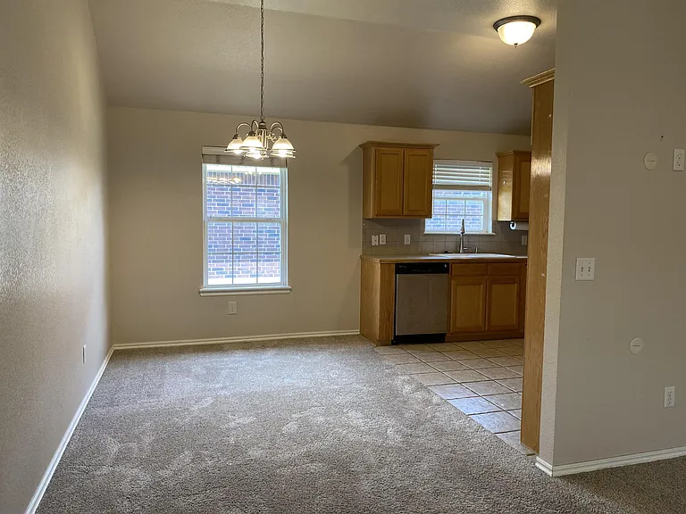 4100 Applegate Dr — Photo 3